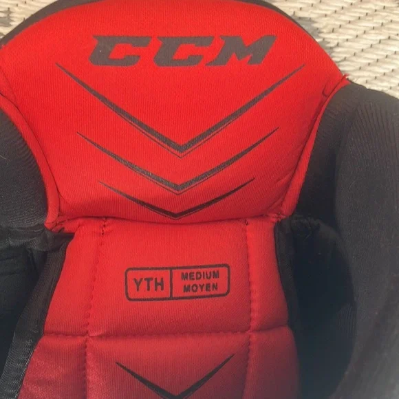 CCM Hockey Girdle Youth Medium - Picture 3 of 4